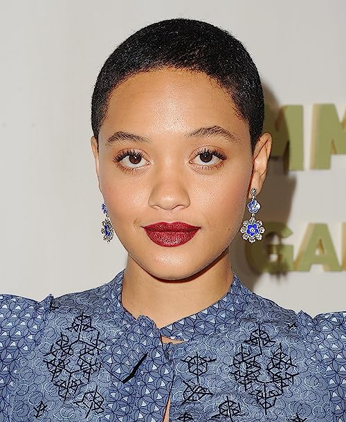 Kiersey Clemons