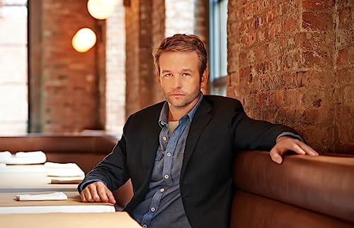 Dallas Roberts