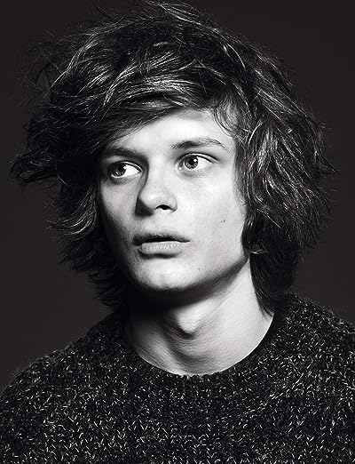 Charlie Tahan